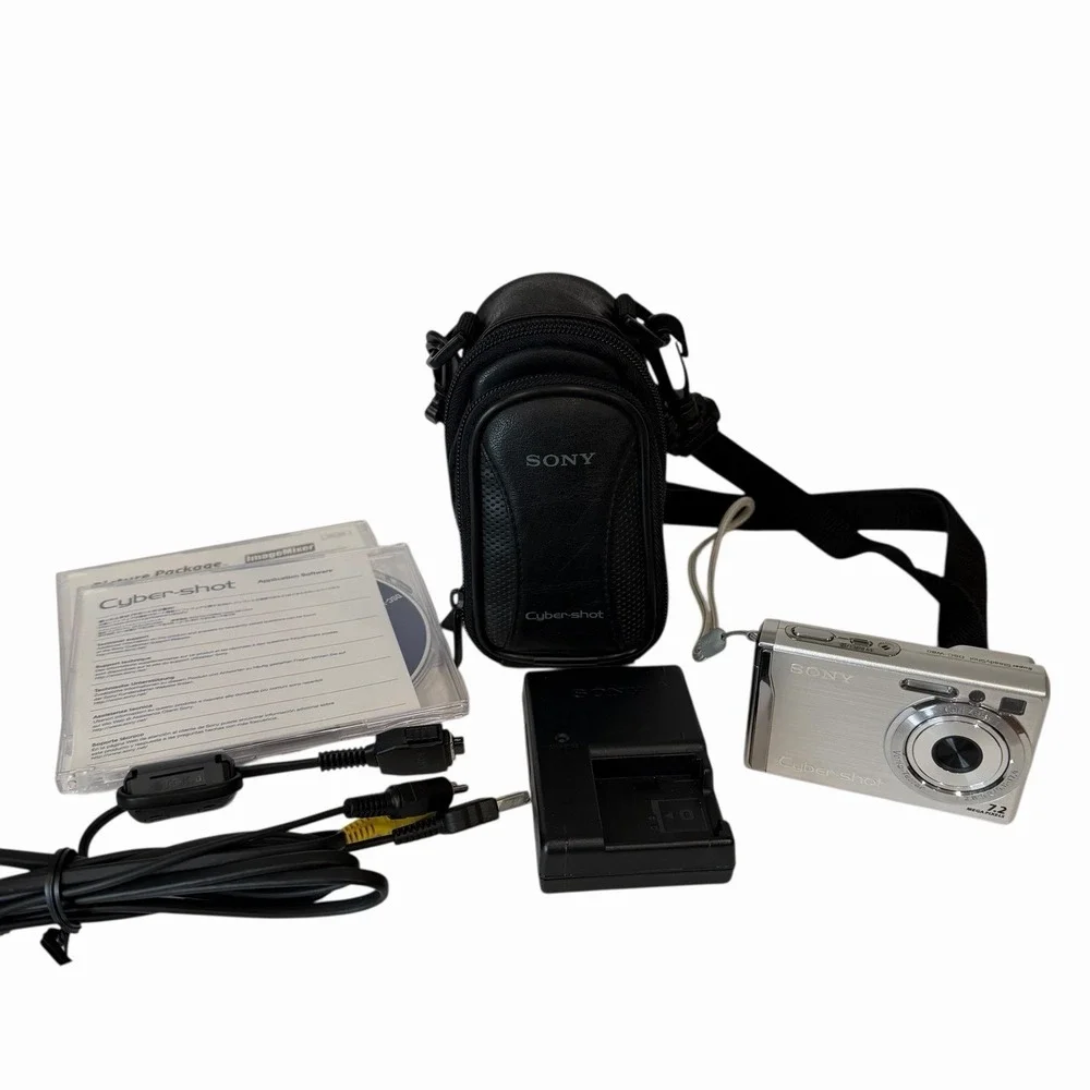Sony Cyber-Shot DSC-W80‎ 7.2MP Digital Camera Case Charger Battery SD Card Works